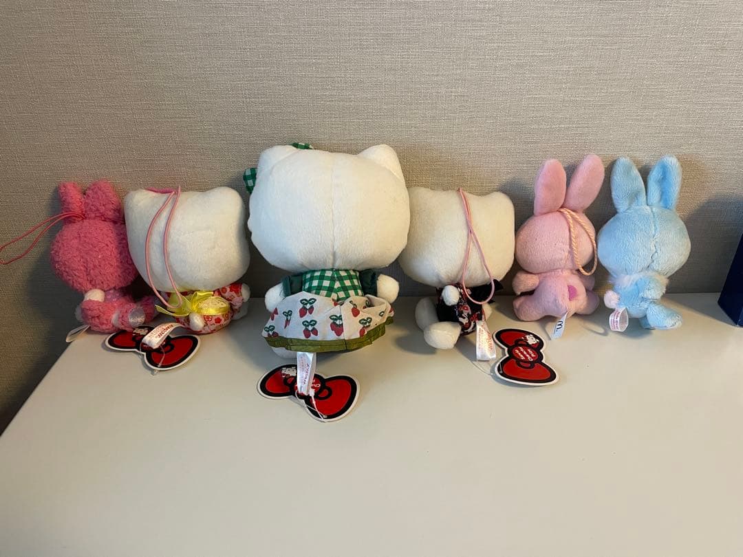ハローキティ　浴衣　キーホルダー　マスコット　うさぎ　ぬいぐるみ　いちご　レトロ