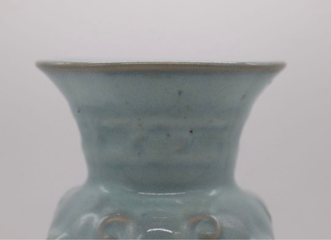 中国　青磁瓶　羊　送料込み0523