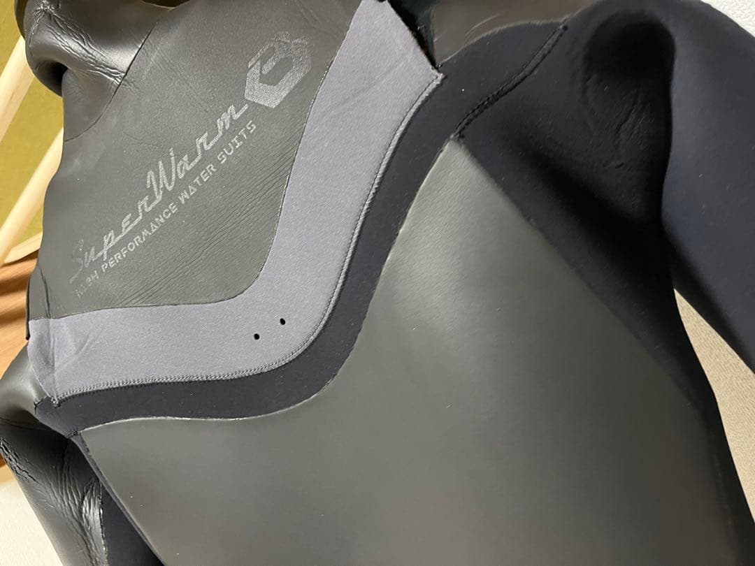 【定価16万円】BE WET セミドライ　AGチタン　ウェットスーツ　5×3㎜