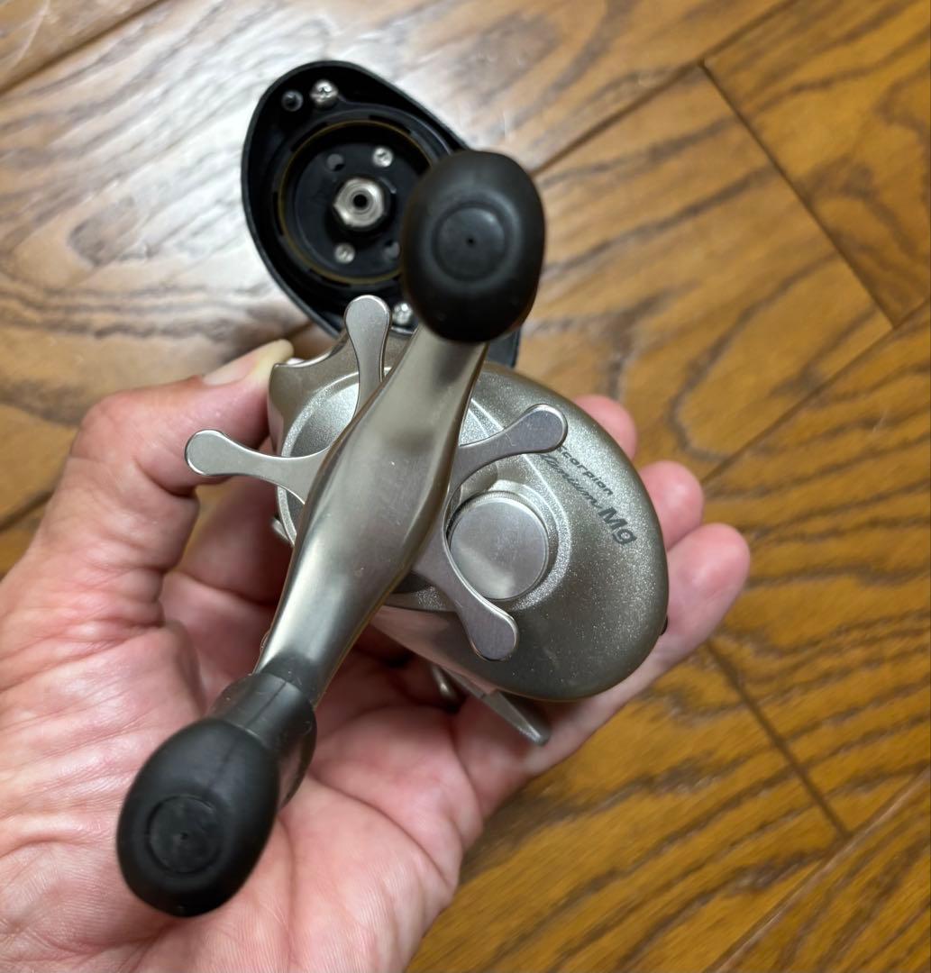 SHIMANO Scorpion nium Mg レフトハンドル