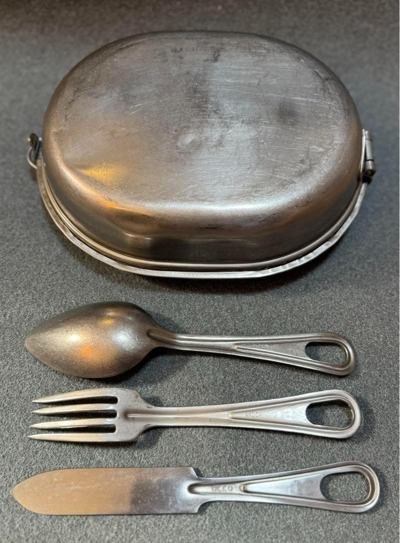 米軍 実物 USEDメスキット 1982年 +カトラリー