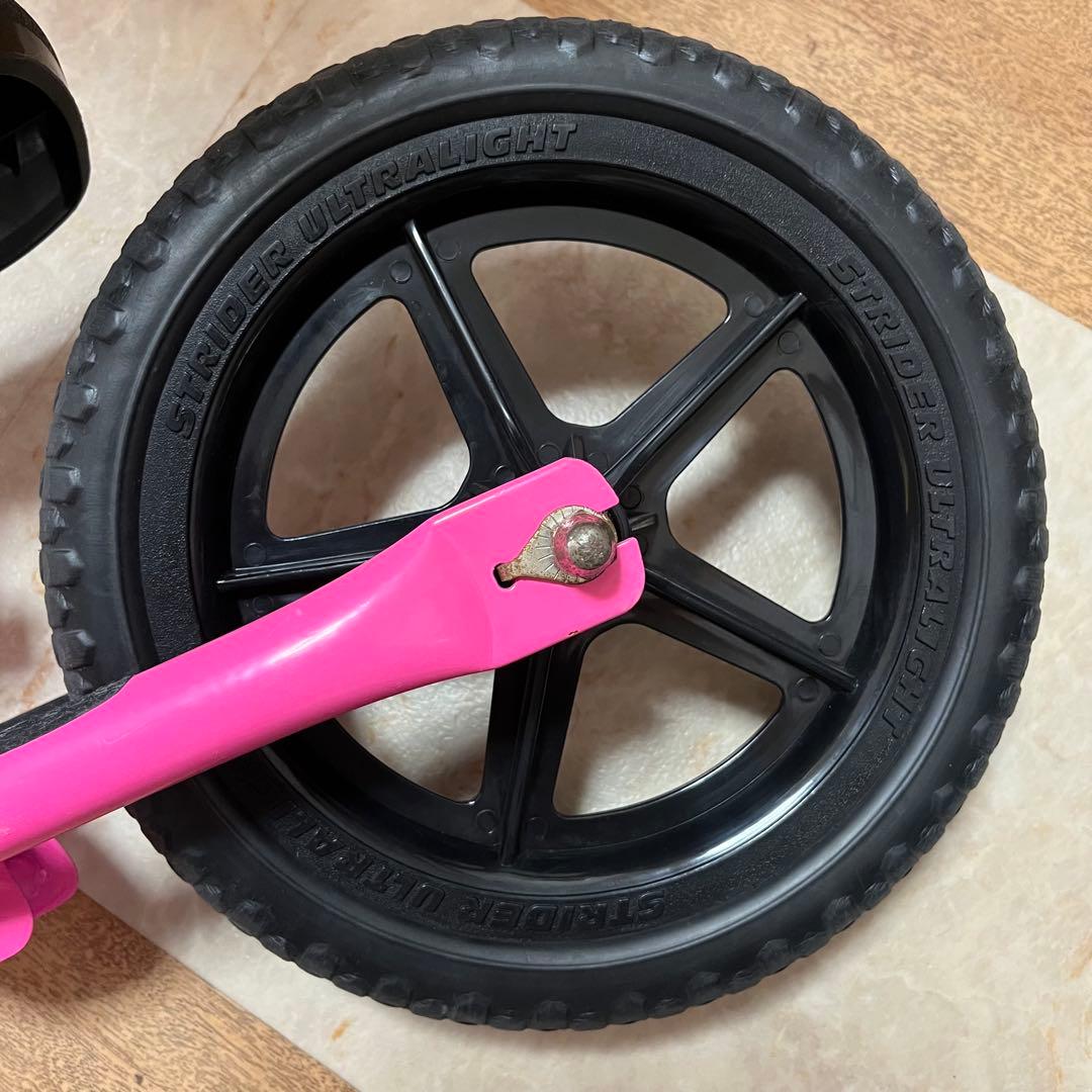 最終　STRIDER ストライダー　ピンク　　　12 インチ