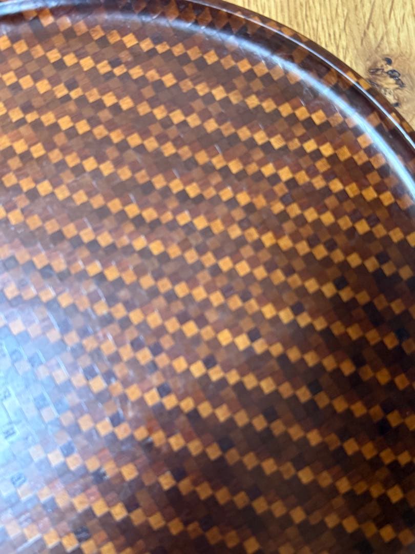 箱根細工　丸盆　市松模様　天然木　31センチ