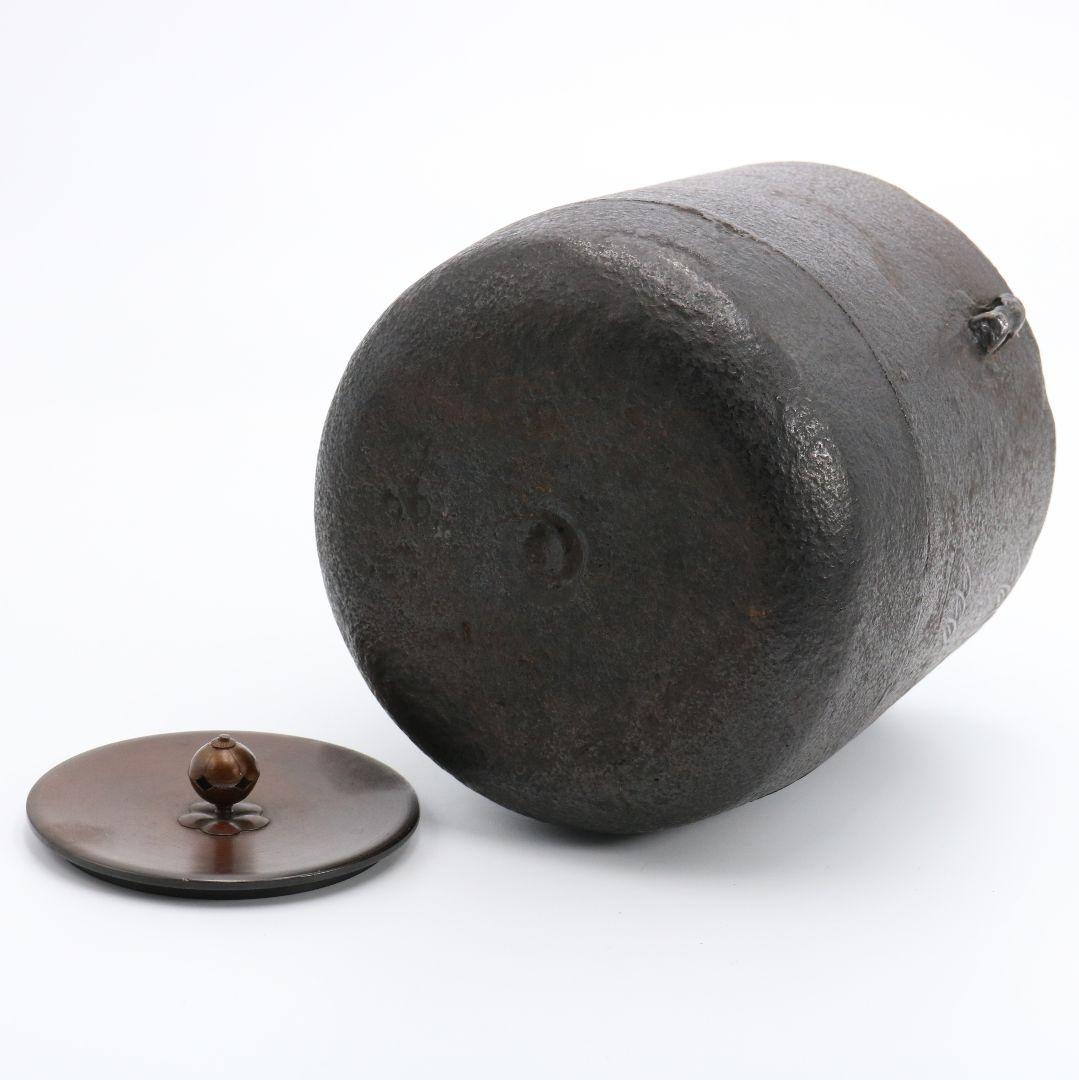 十三代 宮崎寒雉造 竹文筒釜 裏千家十四代淡々斎書付 共箱 茶道具　SW296