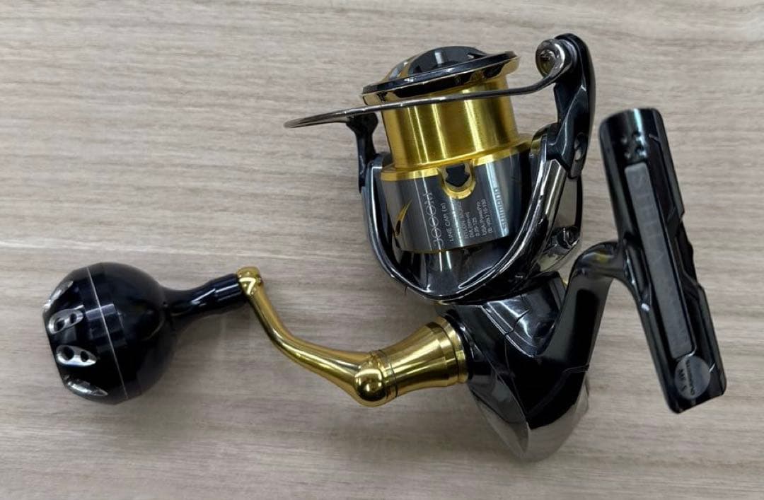 シマノ ステラ　14ステラ　STELLA 3000HGM