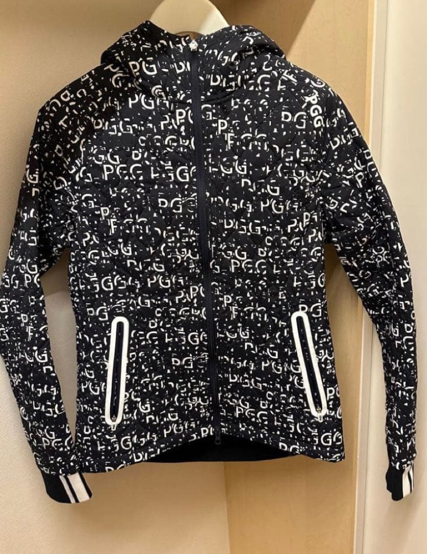 最高級PGG軽量ダウン セットアップ