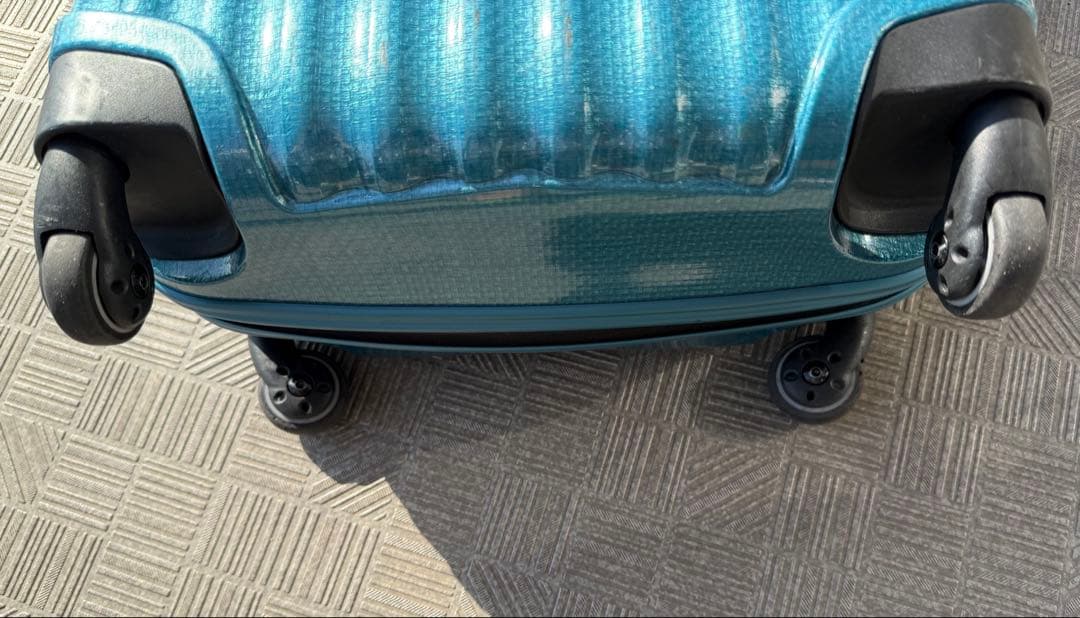 機内持ち込み サムソナイト コスモライト超軽量1.85kg スーツケース