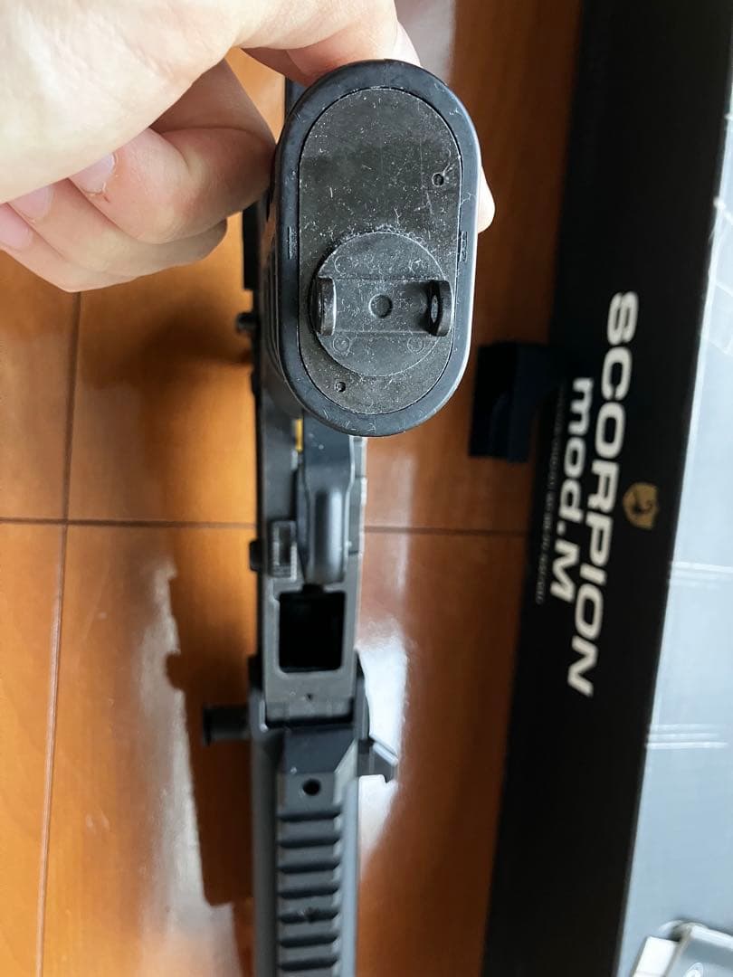 東京マルイ スコーピオン mod.m 電動ガン　スコープ、バッテリー付