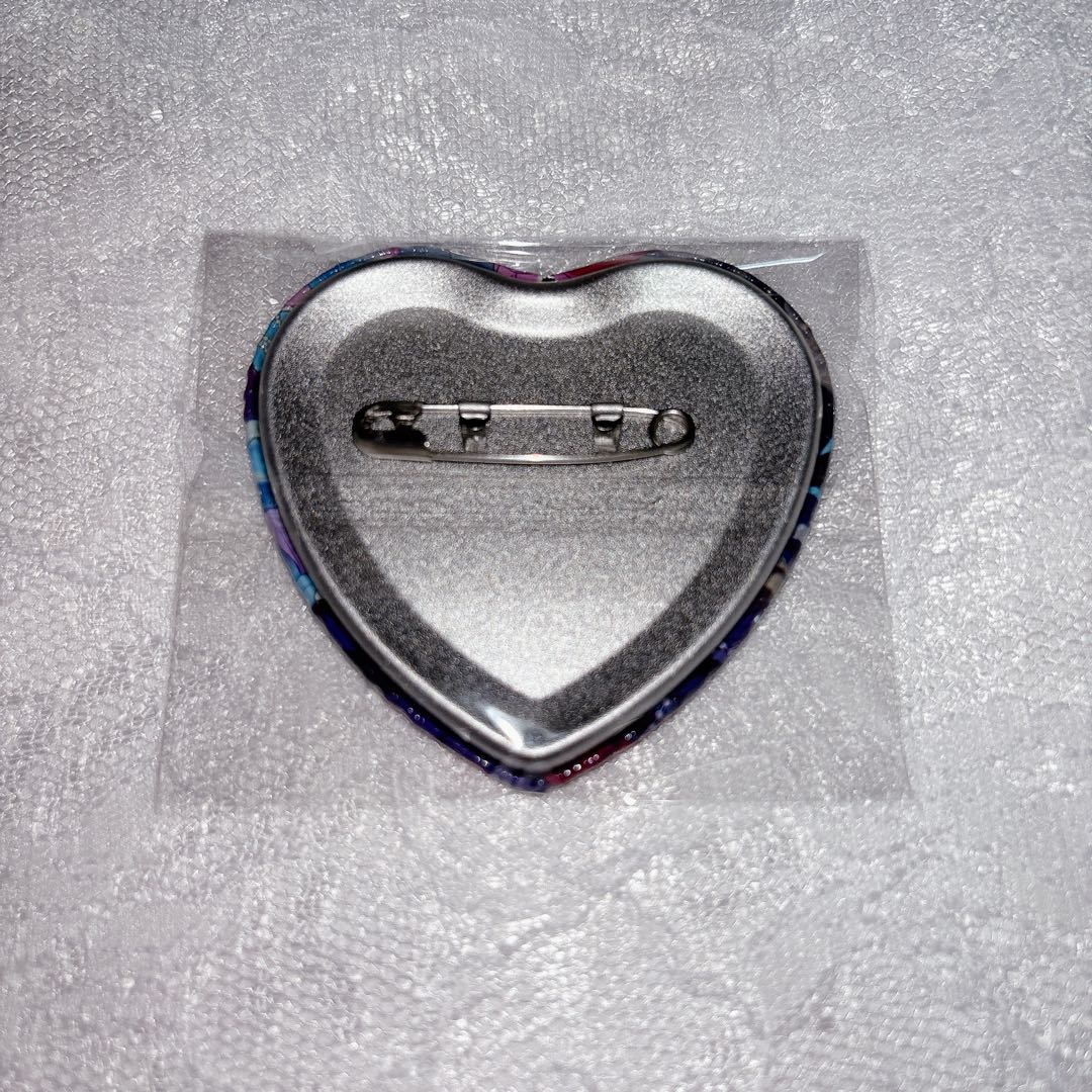 天城一彩 ホワイトデー ハート缶バッジ 72個