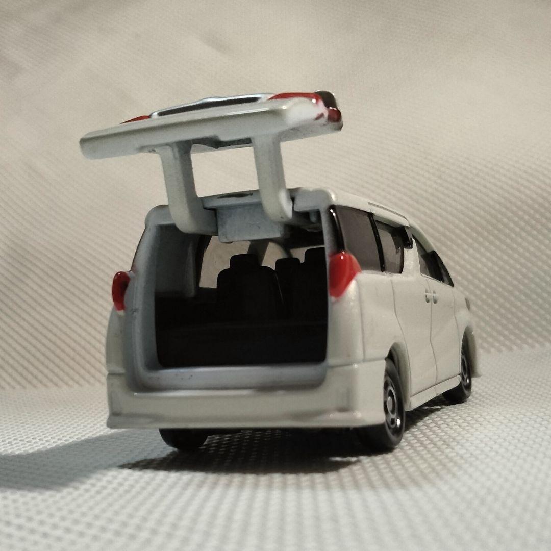 5548 トミカ 2015年 トヨタアルファード 1/65