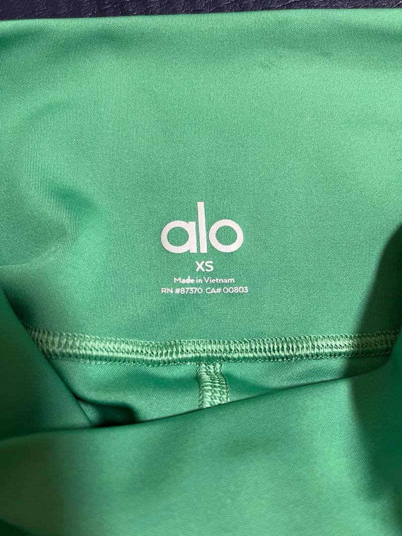 ヨガ・ピラティス alo yoga High-Waist Airlift Leggings