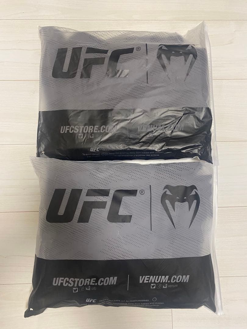 Venum UFC フード付きスウェット＆パンツセット Sサイズ