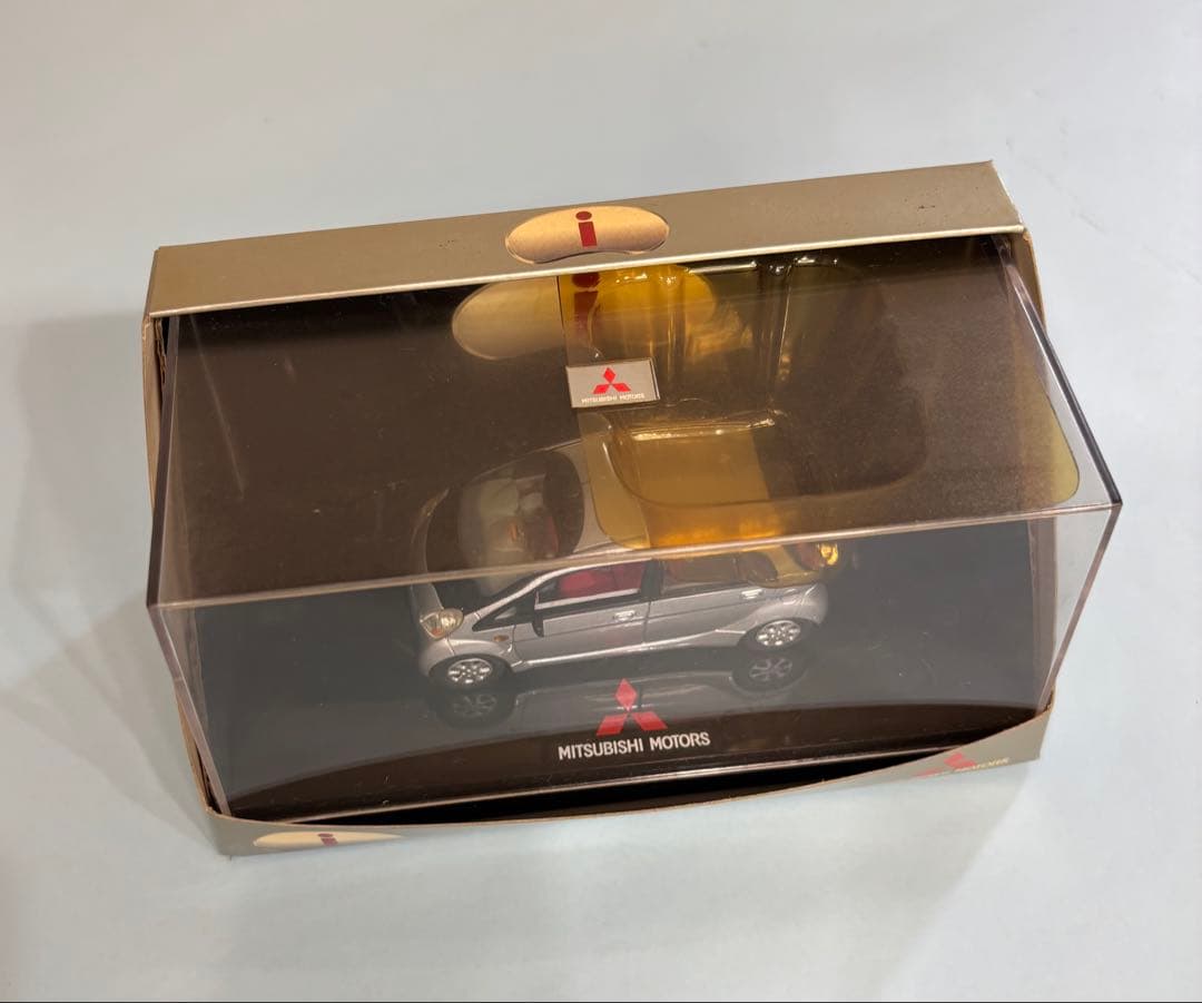 ミニカー　三菱　車種：i　　＃⑨