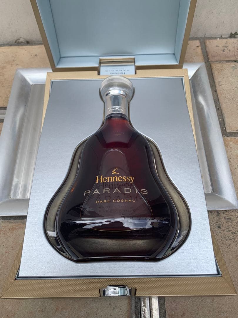 ヘネシー パラディHennessy Paradis 正規品未開栓専用箱付き極上