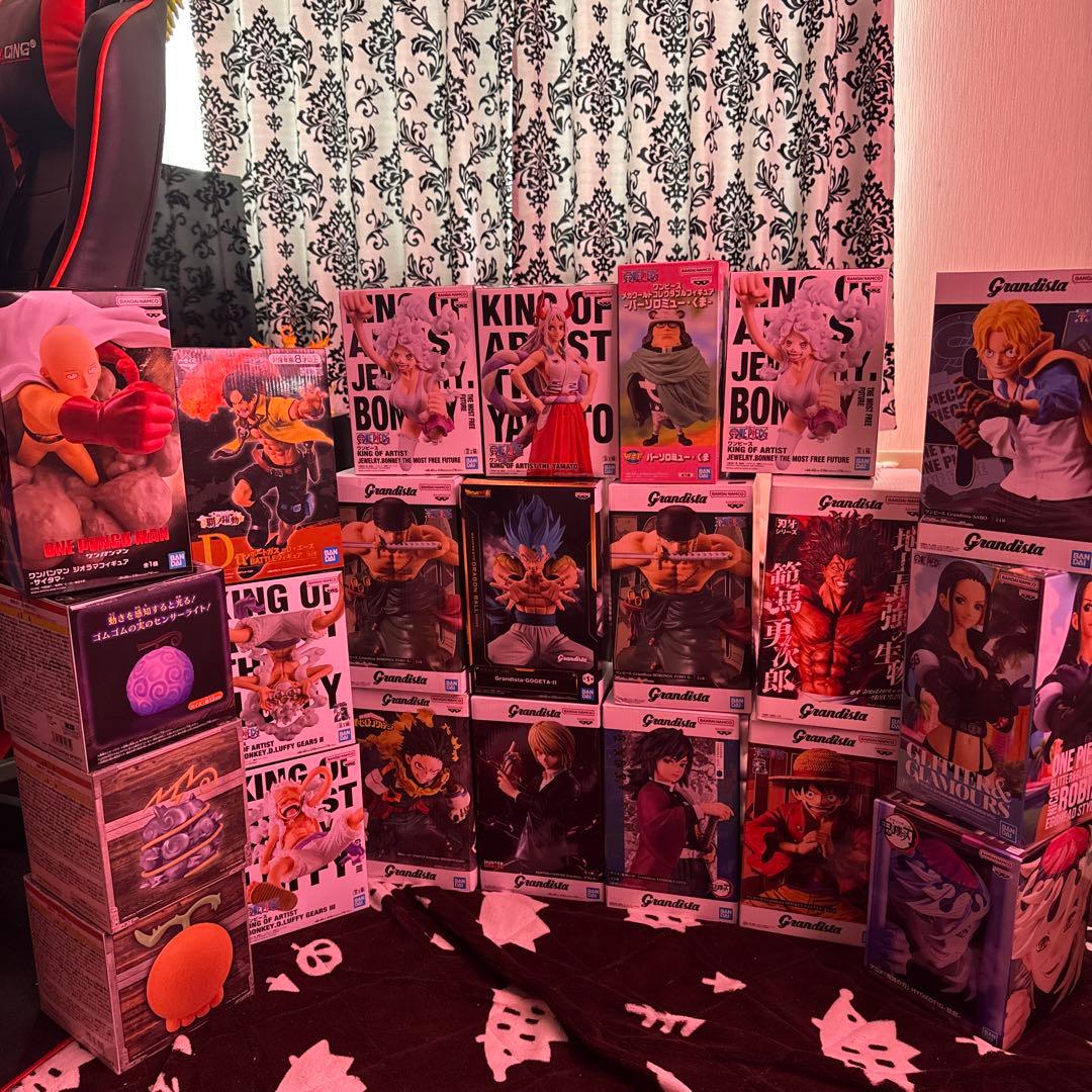【22点フィギュアセット】ONE PIECE 鬼滅　バキ　ヒロアカドラゴンボール
