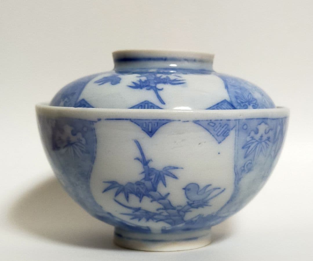 器　蓋付き　碗　１客　　陶磁器　　松　竹　梅　　花　鳥