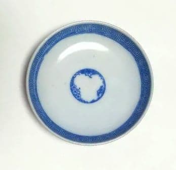 器　蓋付き　碗　１客　　陶磁器　　松　竹　梅　　花　鳥