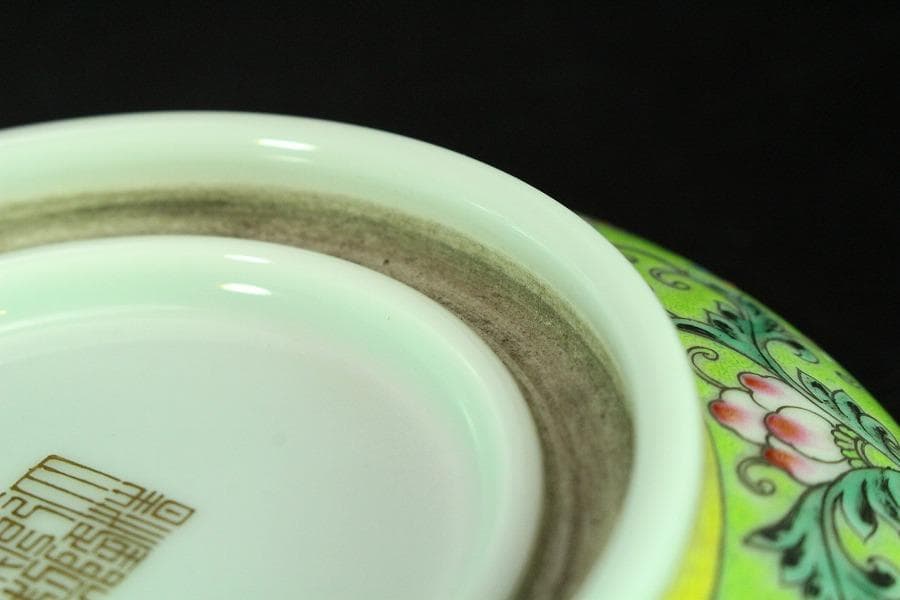 中国美術 粉彩 細密 花鳥紋 蓋物 乾隆年製 金彩 書(K-A384)