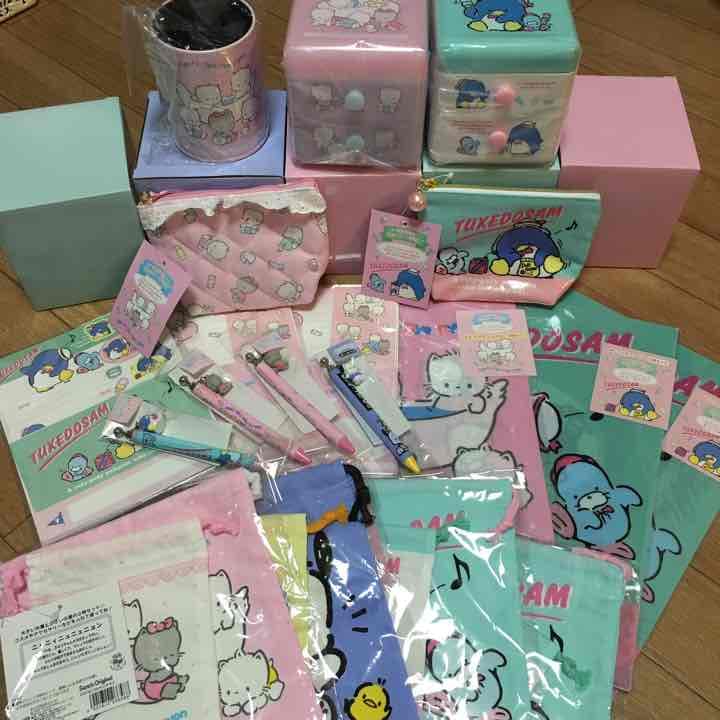 サンリオ グッズ ポチャッコ タキシードサム ニャニィニュニェニョン ファンシー