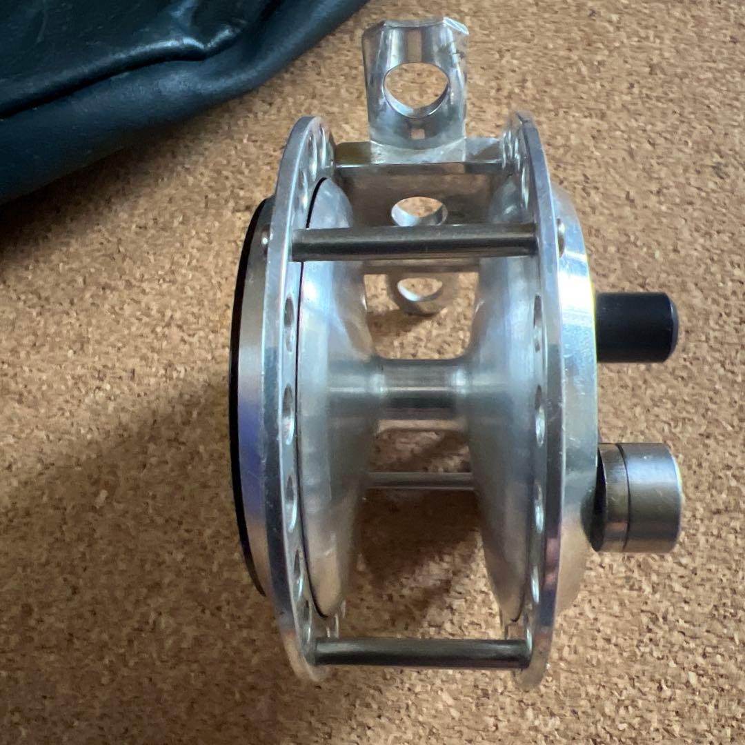 Bill Ball シグニチャーベイビー　フライリール