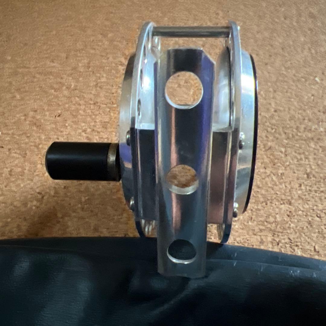 Bill Ball シグニチャーベイビー　フライリール