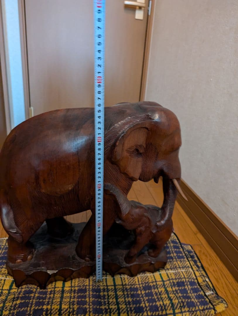 特大アンティーク木製象の彫刻 約30cm高さ46