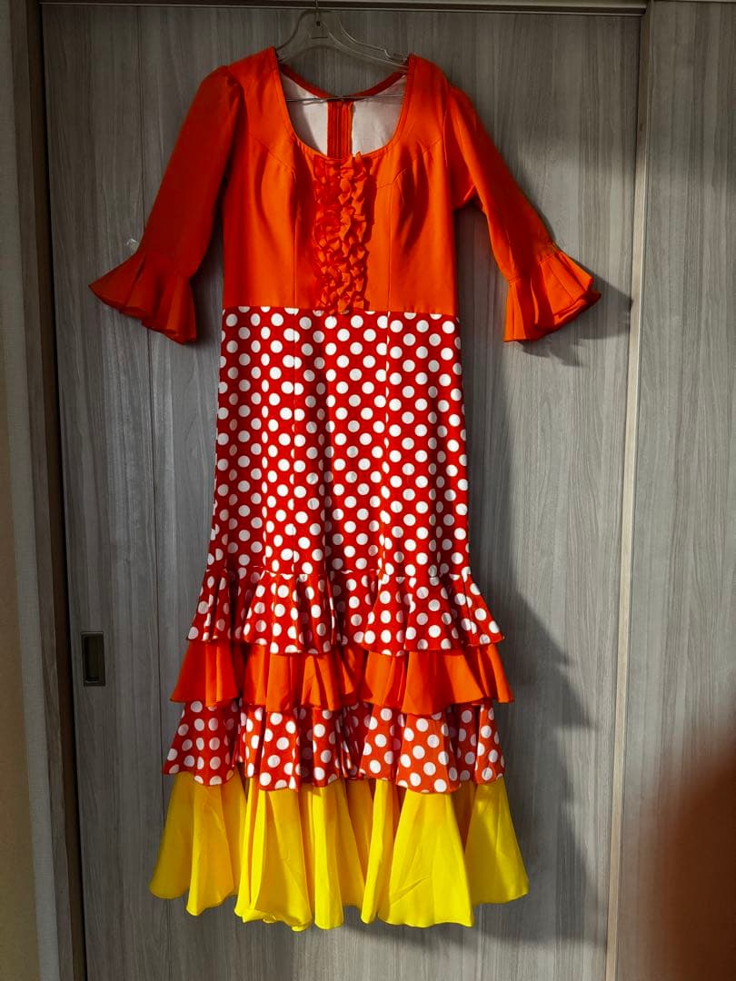 フラメンコドレス オレンジ 水玉模様