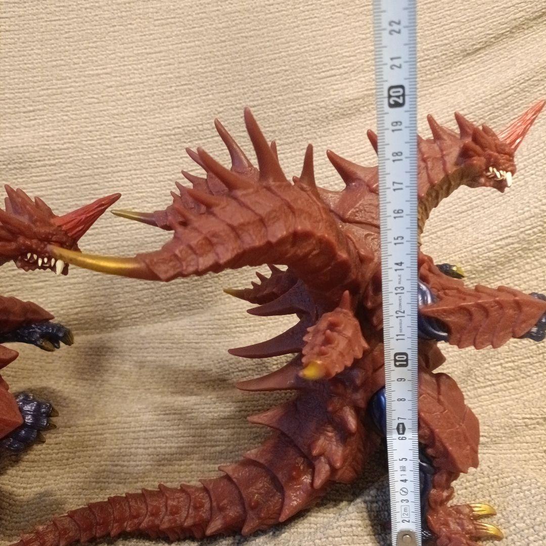 ウルトラ怪獣ＤＸシリーズ 「マガオロチ」ソフビ人形 (ウルトラマンオーブより)