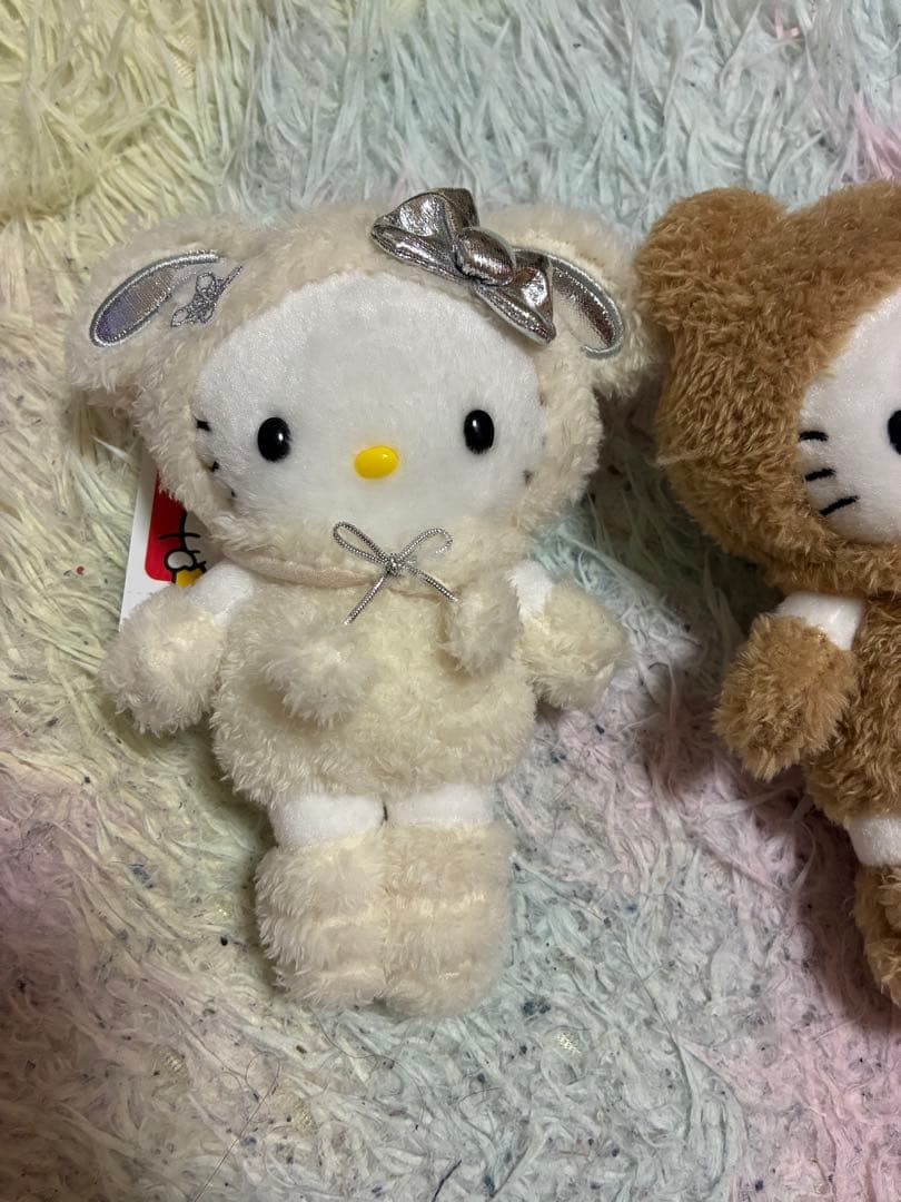 ハローキティ展　マスコットキーホルダー　雪うさぎ　くまスーツ