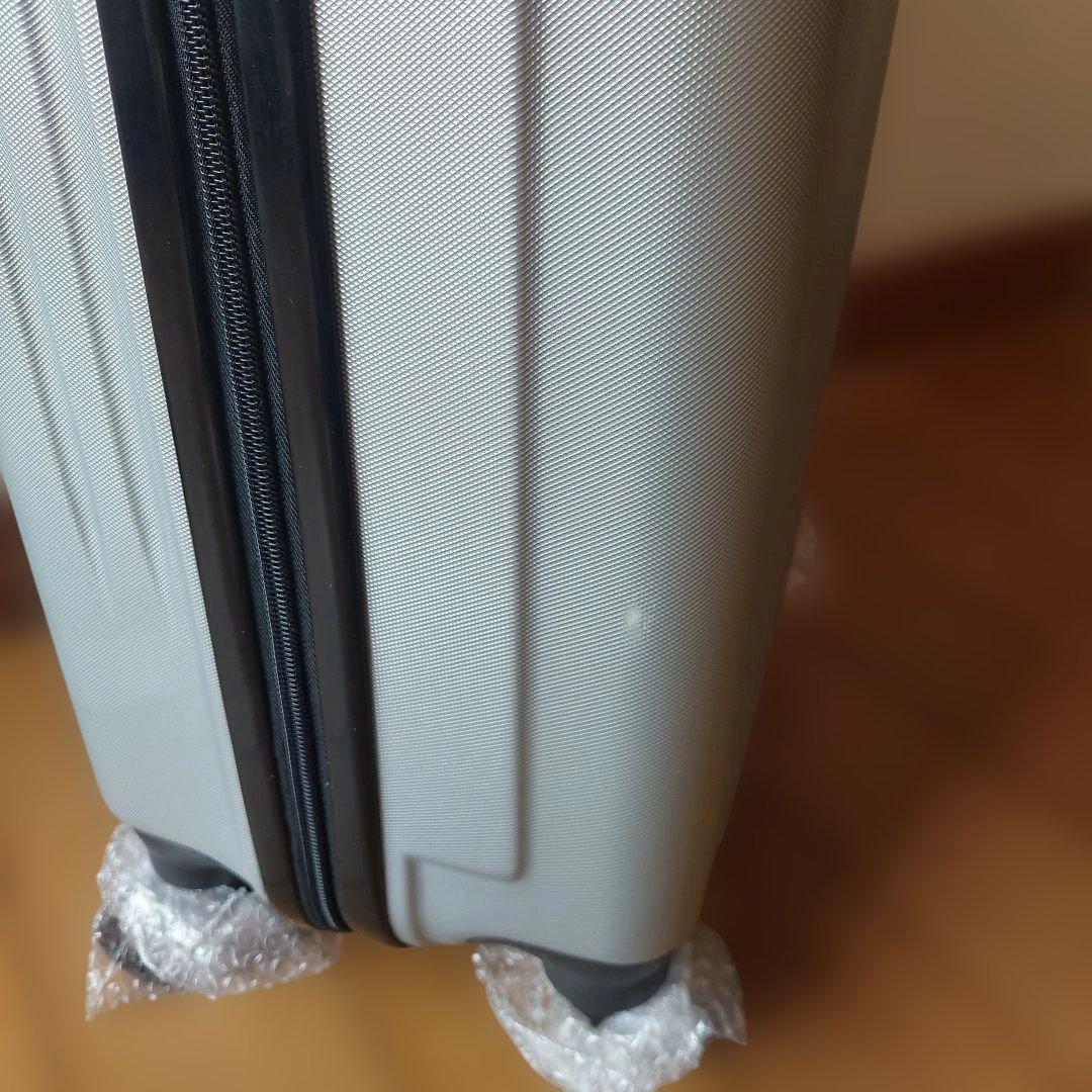 QBBチーズくじ　ラスト賞　スーツケース　キャリーケース