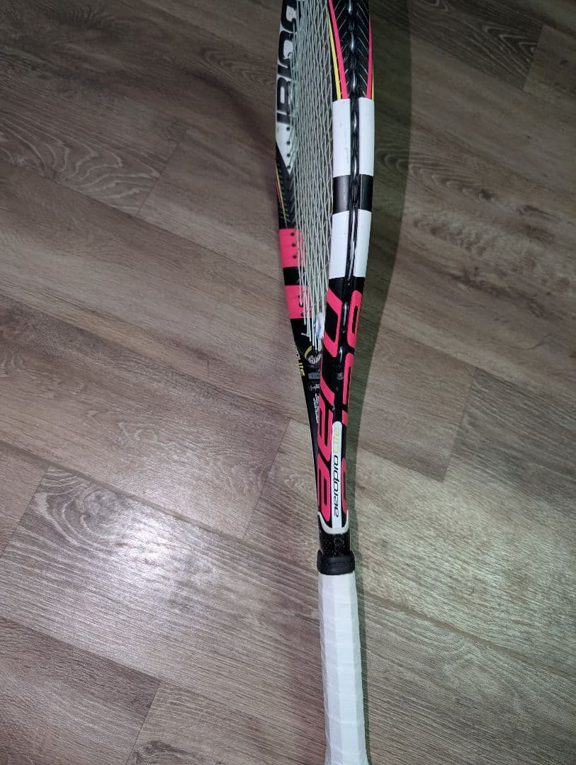 【数量限定モデル】バボラテニスラケットaero pro Lite G1 260g