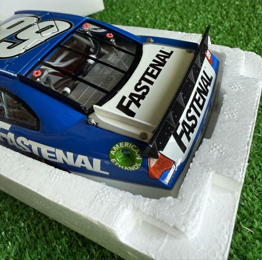 B005】激レア 1/24カールエドワーズ ♯99 レーシングカー NASCAR