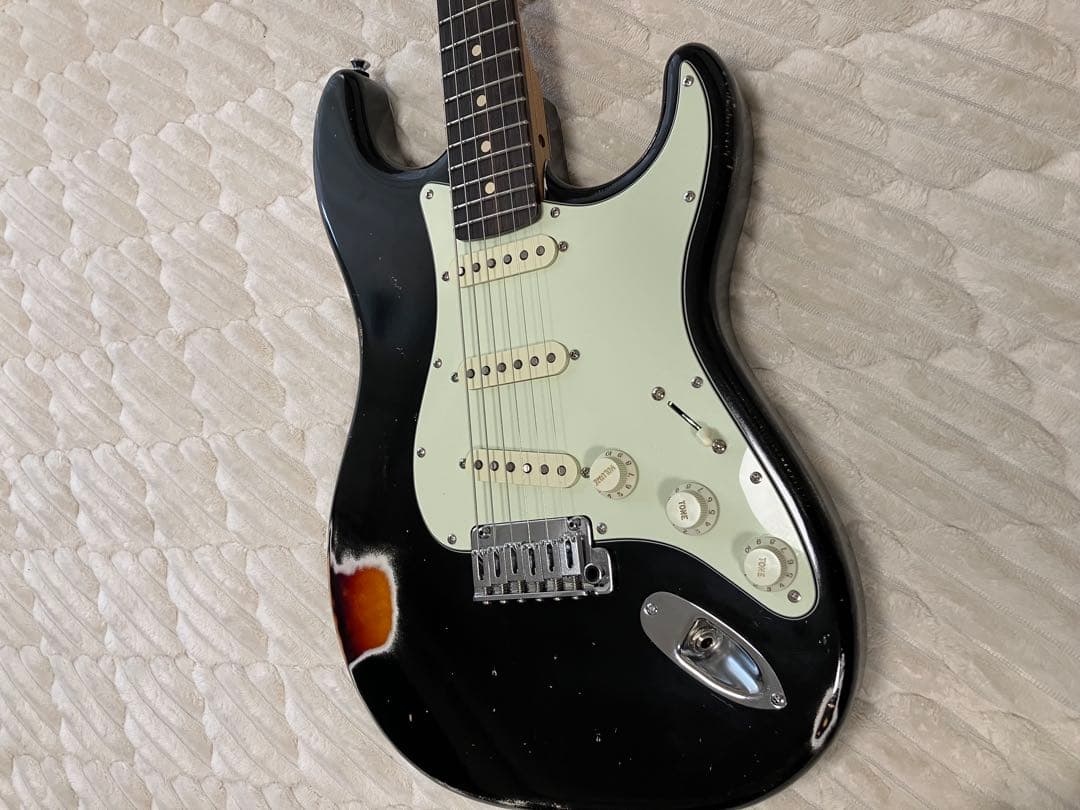 RYギター　ストラト　マルチレイヤー 　美品