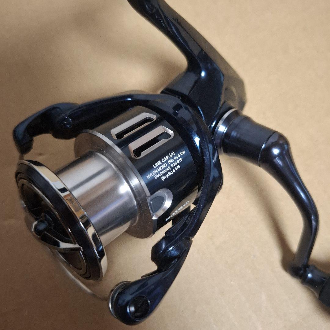 シマノ　21 ツインパワー XD C3000HG　TWIN POWER　新品