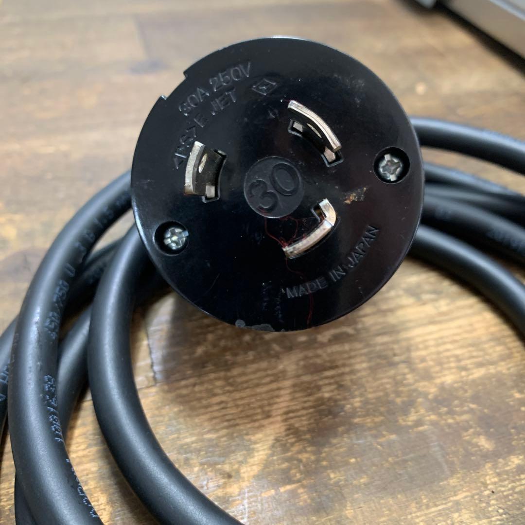 2020年製 FETCO 業務用コーヒーブリューワー サーマルディスペンサー