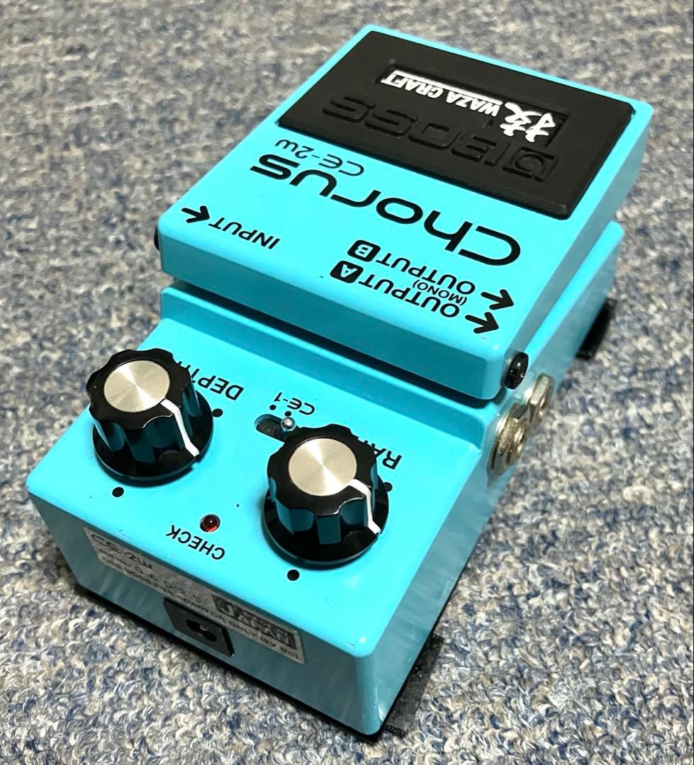 ギター BOSS CE-2W