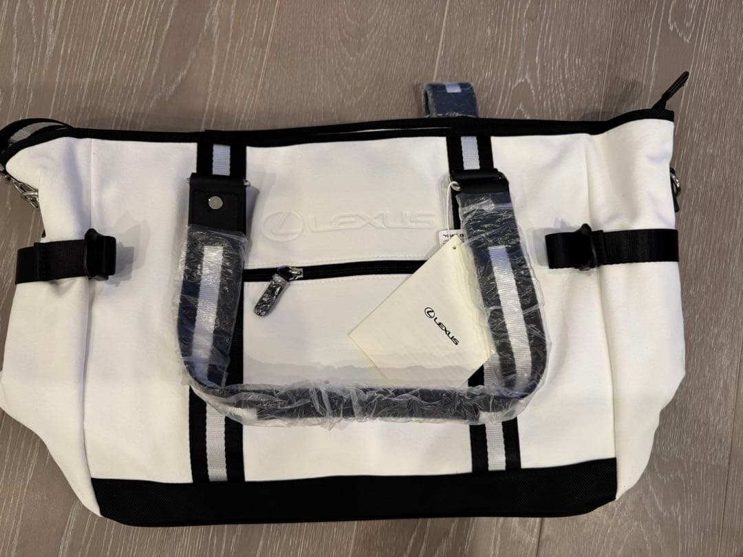 【新品】2025レクサスロゴ ゴルフ・ 旅行用多機能収納バッグ（靴・衣類対応）