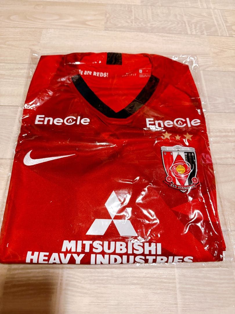 未使用タグ付き　元浦和レッズ 橋岡大樹選手ユニフォームMメンズ