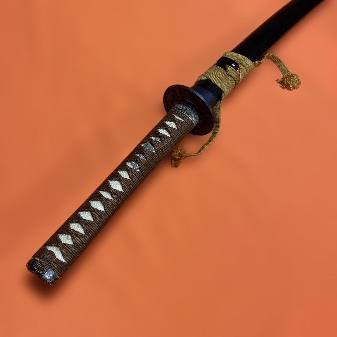 格安上質模造刀 茶柄 雲龍楕円鍔 黒梨地鞘