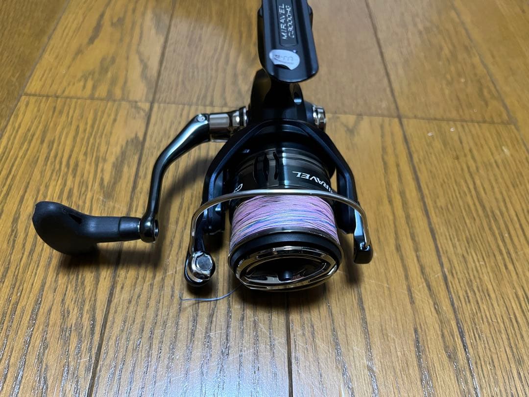 SHIMANO MIRAVEL C3000HG スピニングリール　　　美品