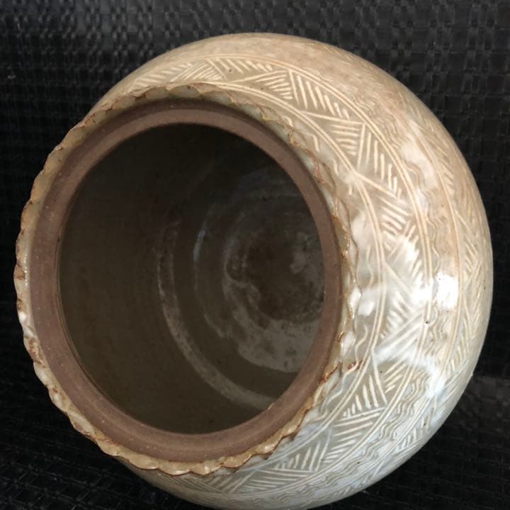 美しい古美術品◼️蔵から出てきた美しい謎の紋様が刻まれた壺、壷、花道具