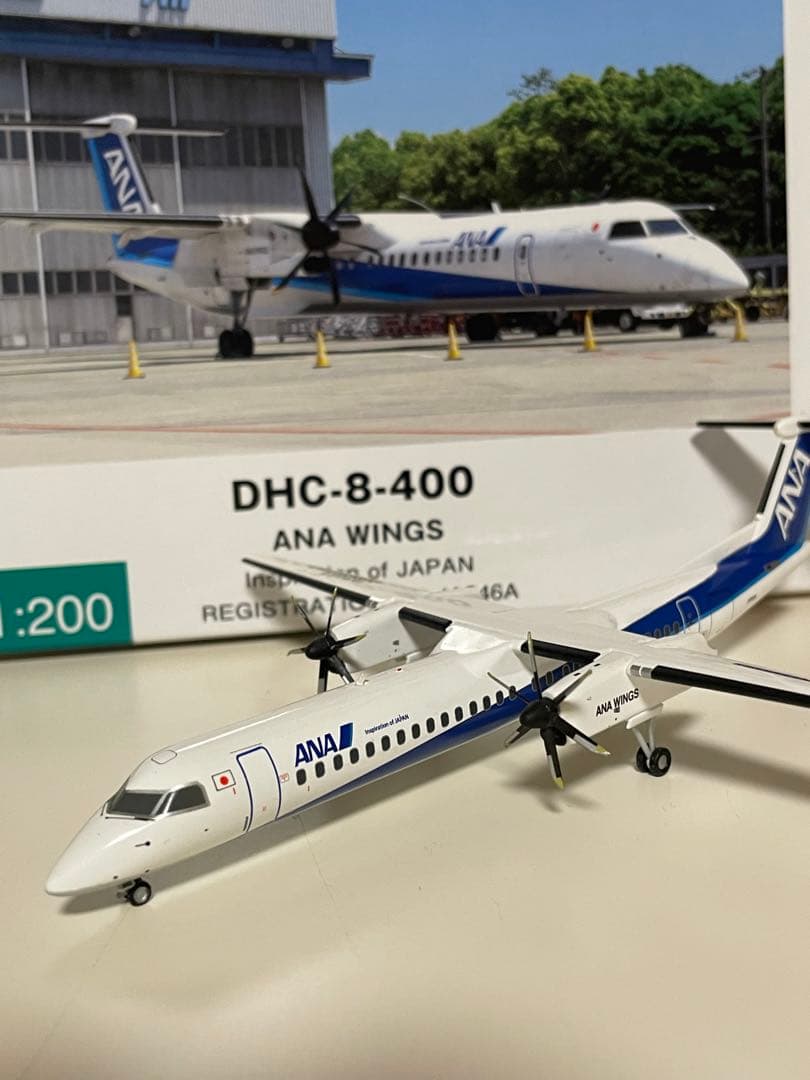 全日空商事　ANA DHC-8-400 inspiration 1/200