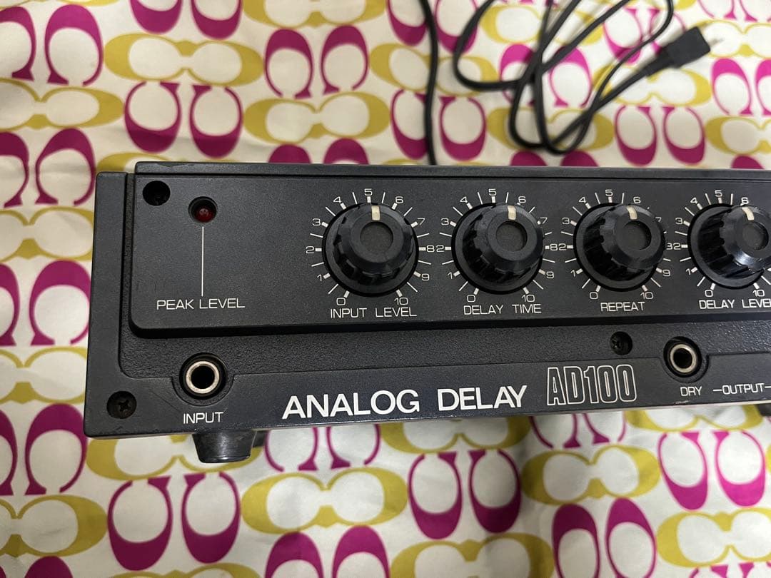 Maxon アナログディレイ AD100