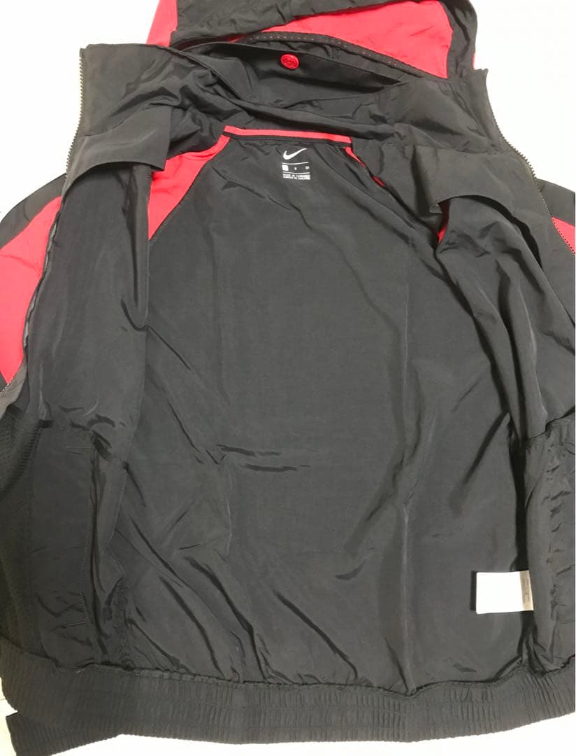 NIKE ナイキ　ナイロンジャケット アウター　バスケットボール