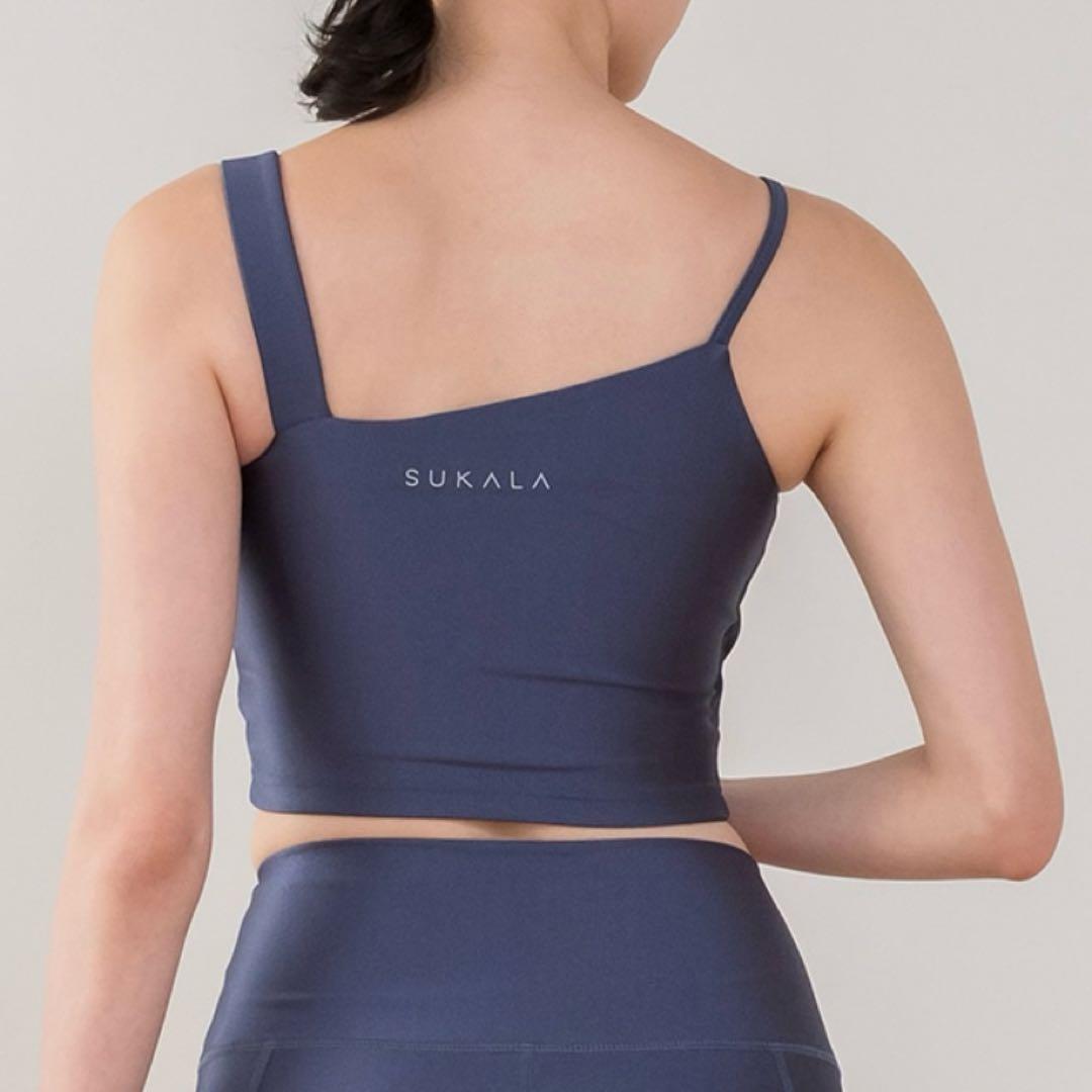 【SUKALA】シャインストレッチアシンメトリーブラトップ　スモークブルー　M
