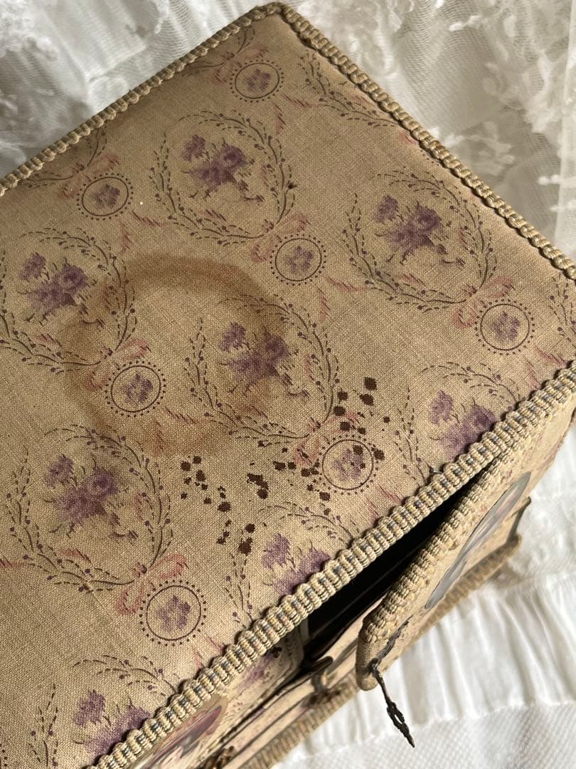 アンティークブロカントフレンチフランスカルトナージュボックスローズ布箱チェスト