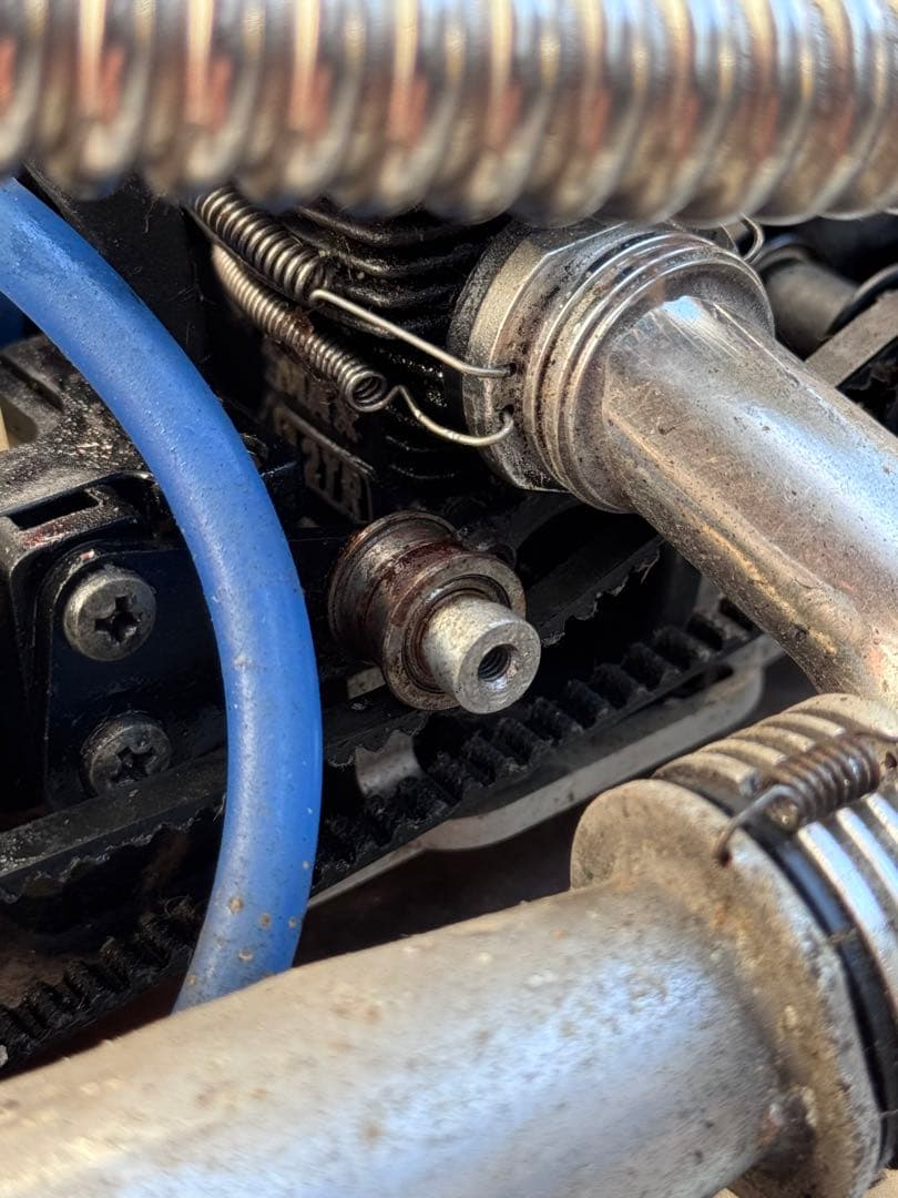 u*f様 京商　エンジン　ラジコン