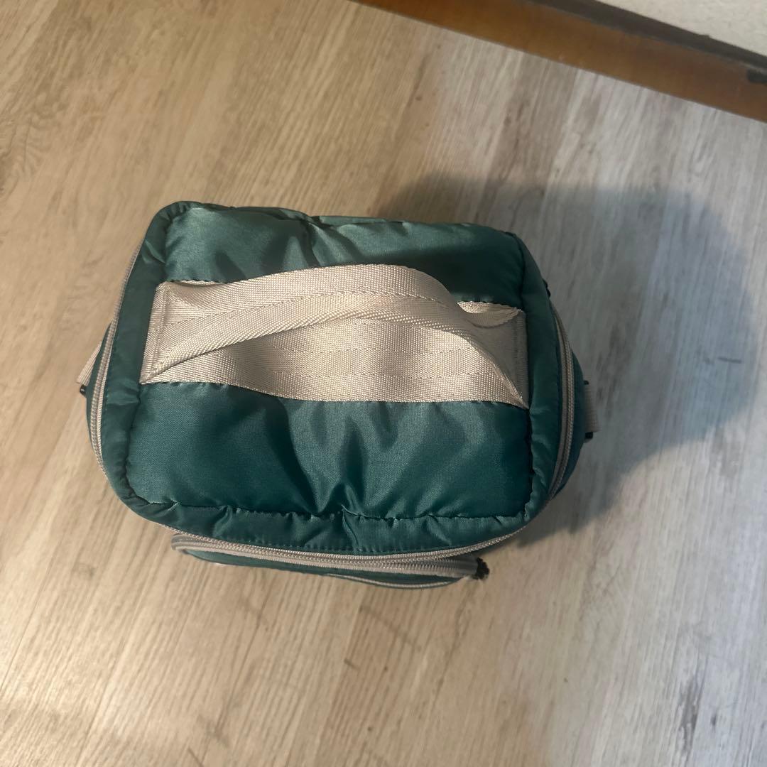 美品BRIEFING グリーンナイロンバッグ保冷