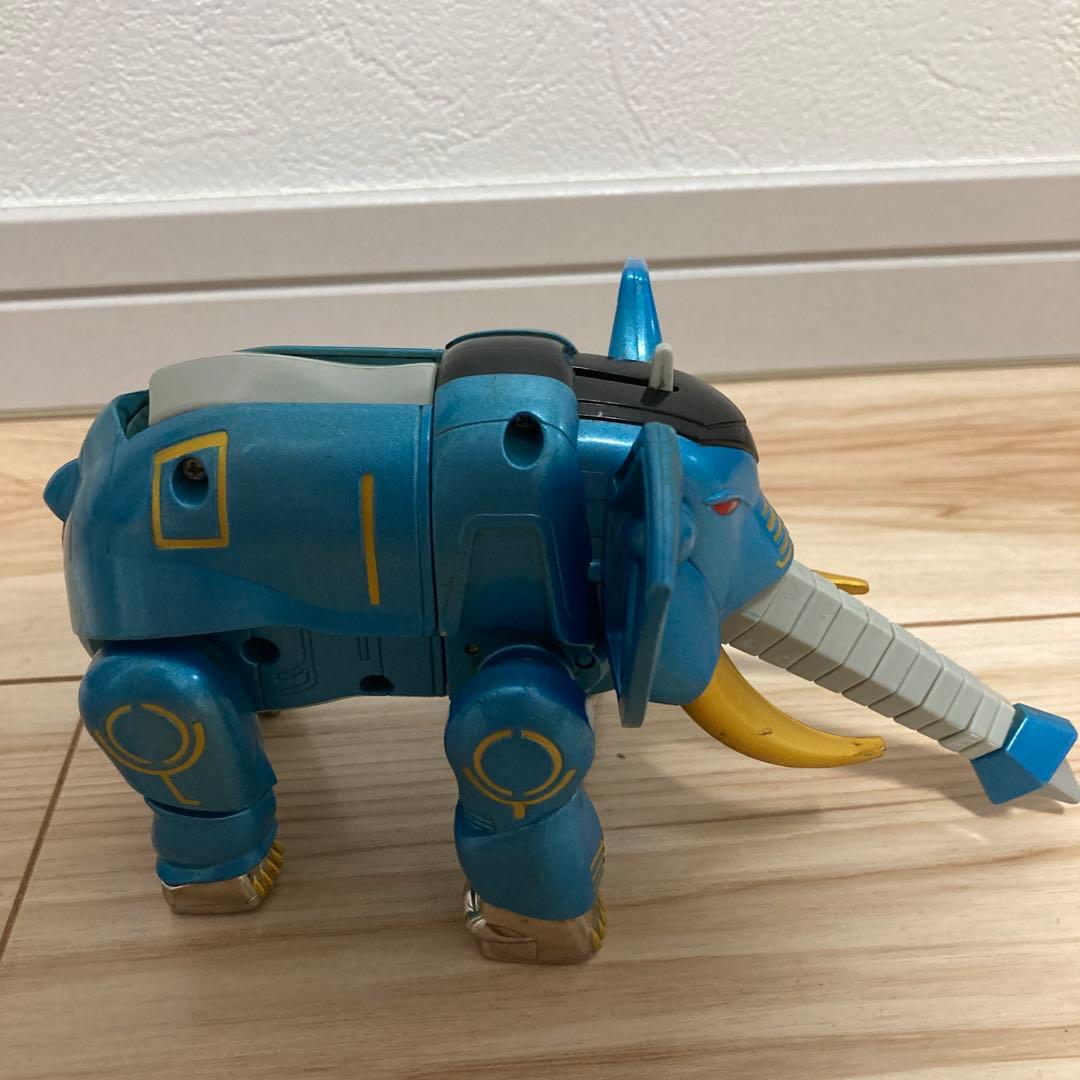 希少品　百獣戦隊ガオレンジャー DX ガオエレファント　取説　ミニフィギュア付