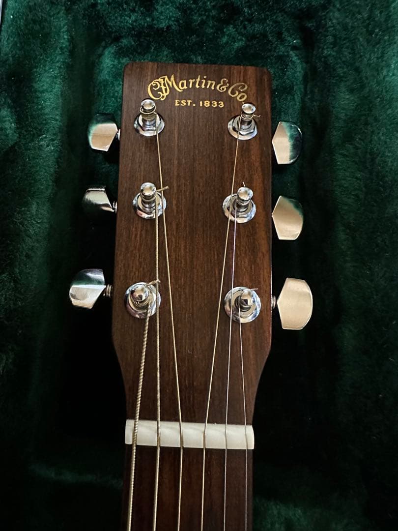 Martin D-18 アコースティックギター